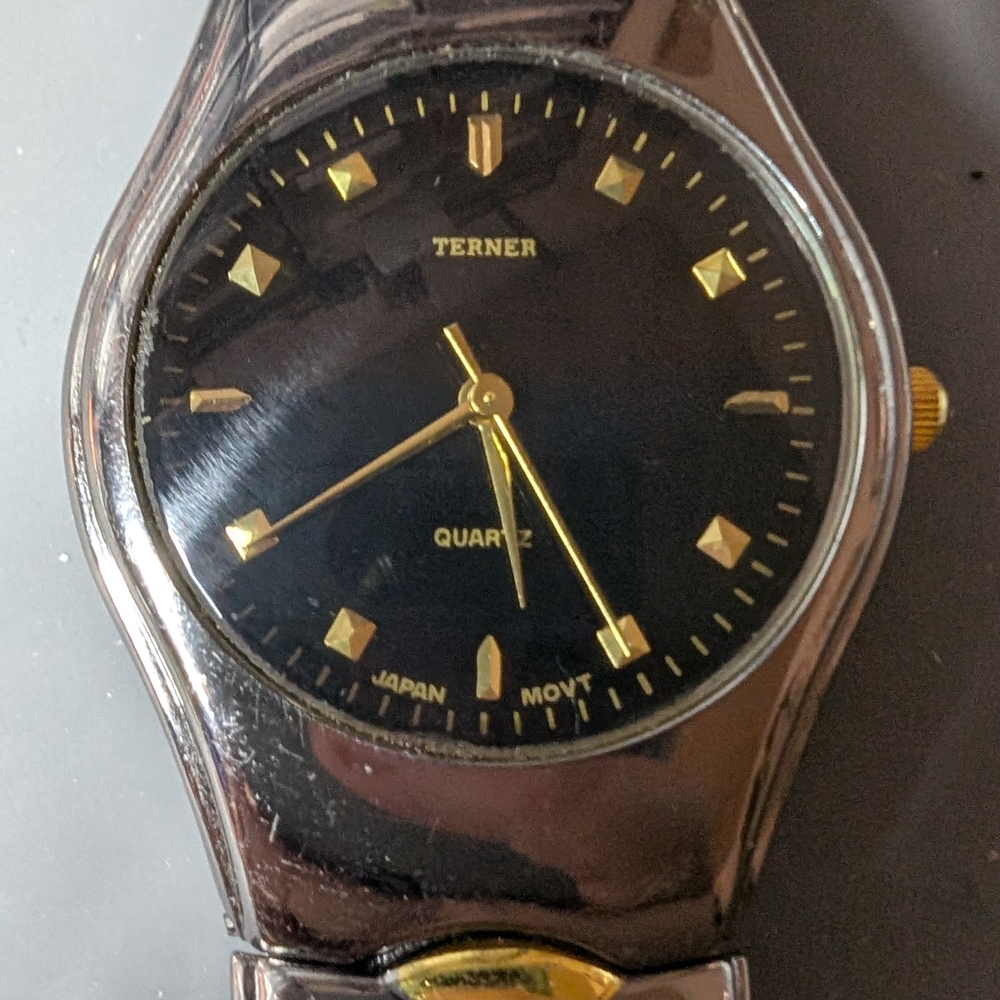 Bijoux Terner Black and Gold Quartz Watch New Battery Keeps Good Time Clean